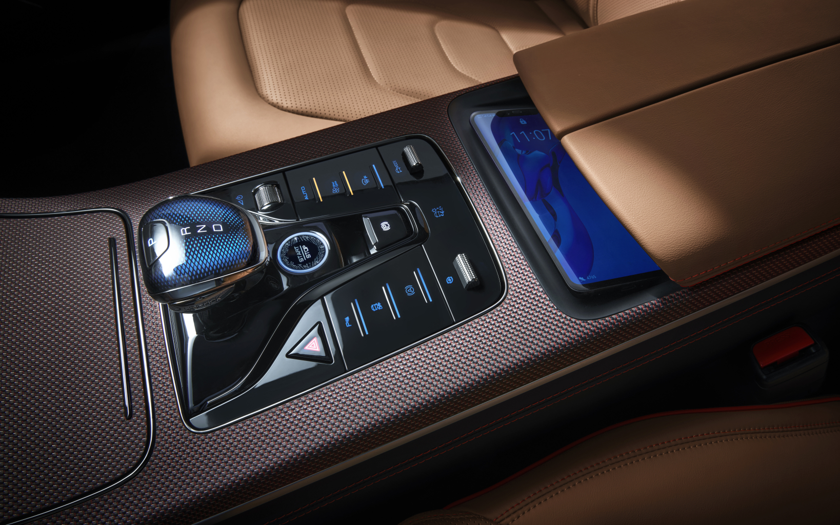 Bảng điều khiển trung tâm hiện đại